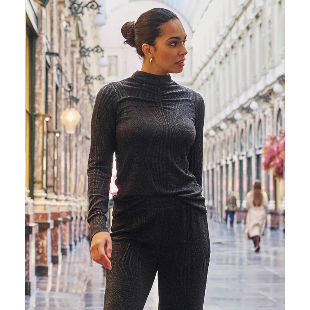   EsQualo Top gathering jacquard SJ Zwart 1
