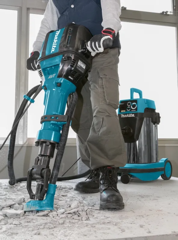 Makita HM1812 Breekhamer 32 kg | Zeskant  72.8 J | 2000 Watt
