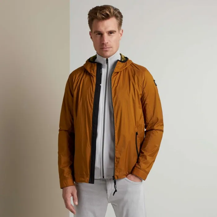 Vanguard Jas Bruin
